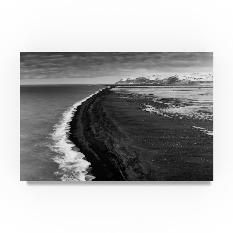 Art mural sur toile tendue - photographie murale «Basalt Curve» de Michael Blanchette pour le salon, la chambre à coucher ou le bureau - 12 x 19