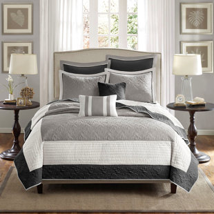 7 Piece Quilt , Traditional Medallion Quilt, Euro Shams, Solid Border, Washable Home Bedding In For Bed, Machine