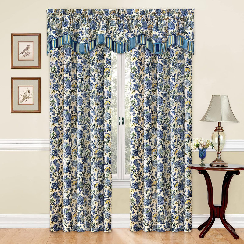 Floral Scalloped Kitchen Curtain