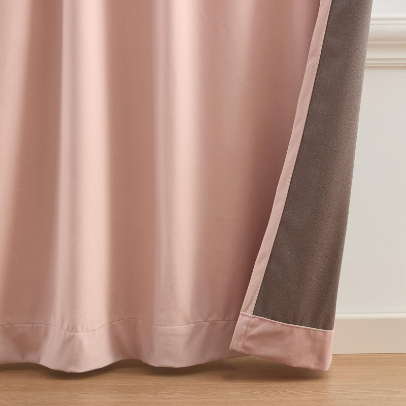 Rideaux en velours Camille de Threadmade, ensemble de 2, couleur blush - 132 cm (L) x 213 cm (l), Rosé, L 52 po x L 84 po