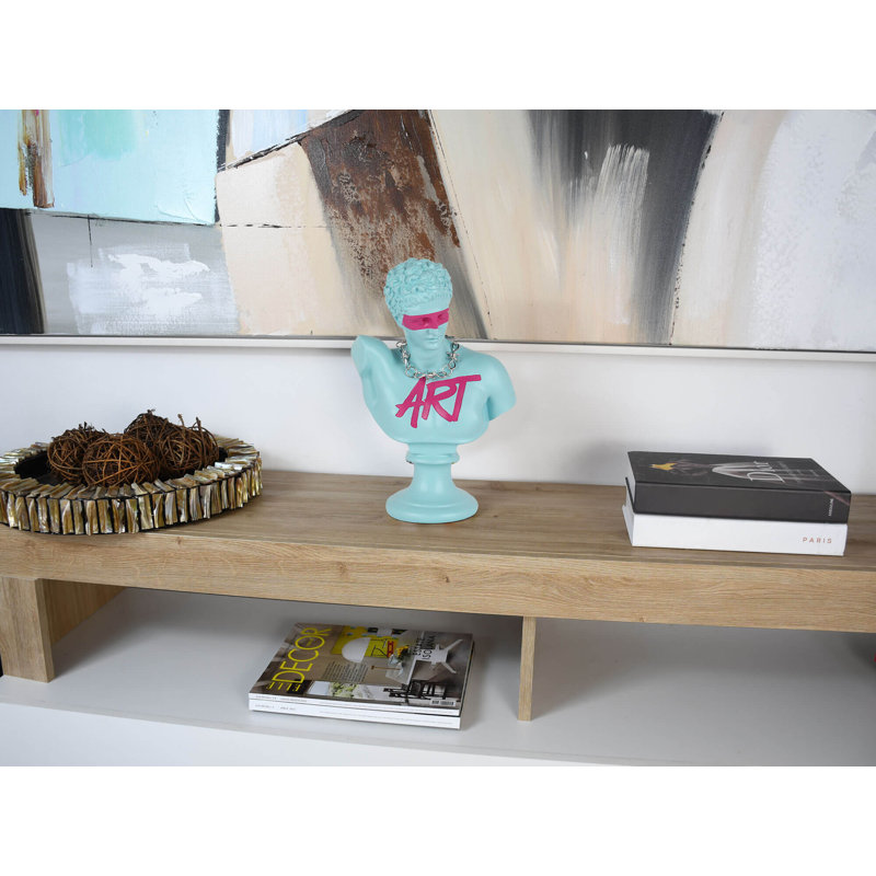 Daleah Figurines & Sculptures