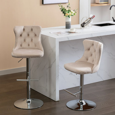 Tabourets de bar pivotants en velours à hauteur de siège réglable de 25 à 33 pouces, tabourets de bar modernes à base chromée avec dossier capitonné confortable pour un pub à la maison et un îlot de cuisine, ensemble de 2