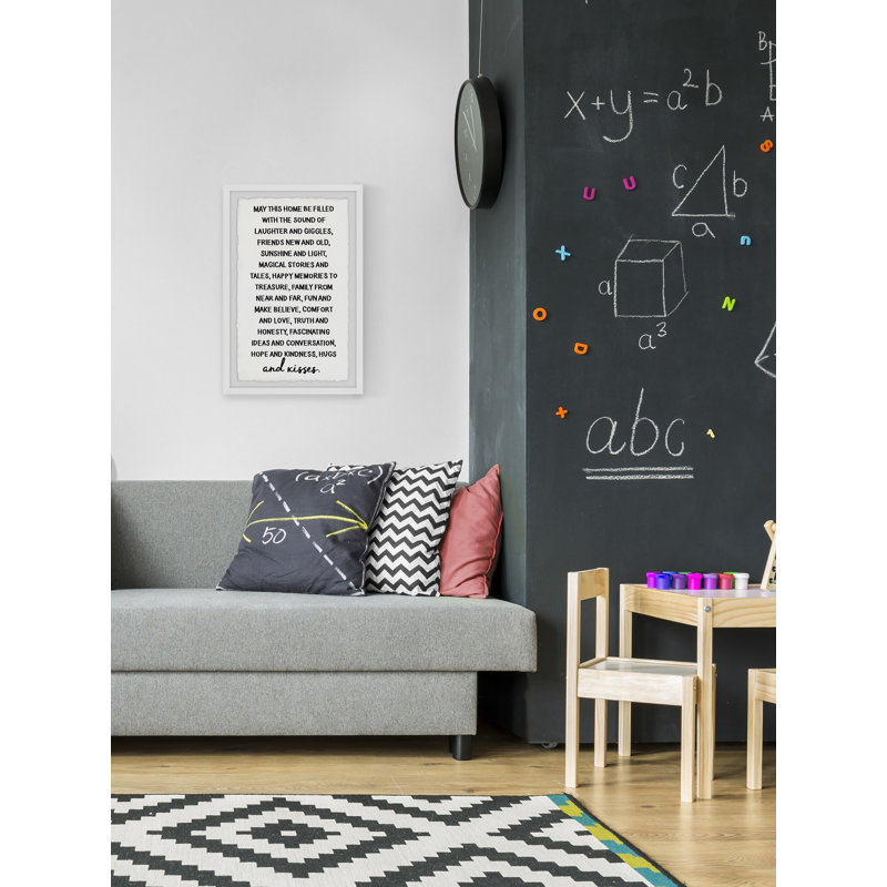 Bracy Happy Memories, reproduction encadrée, H 45 po x l 30 po x P 1,5 po