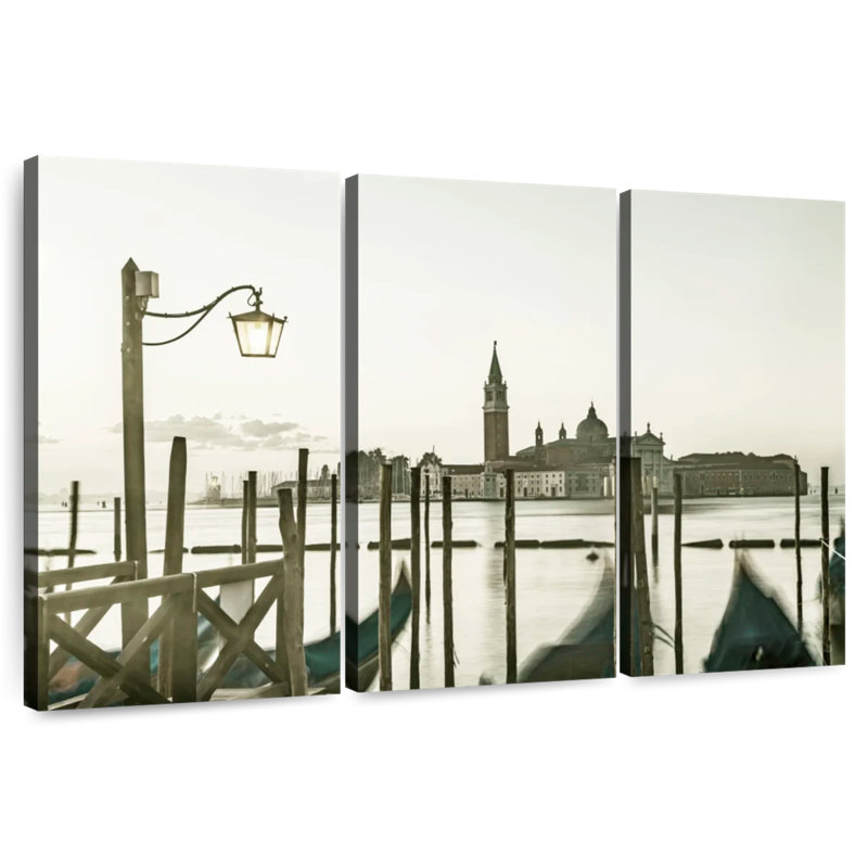 Vue du matin des gondoles de Venise Sebbie, H 36 po x l 57 po