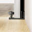 Panneau de porte coulissant en mélamine + rail coulissant 6,6 pi + guide de plancher réglable + poignée, panneau de porte intérieur moderne, protégé par une couche de mélamine de 2 mm d'épaisseur, résistant à l'humidité-697063753