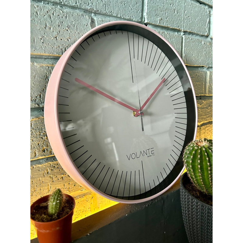 Horloge murale élégante, rose, 11,8 x 11,8 x 1,8 pouces | 100% plastique avec couvercle en verre véritable | Horloge élégante pour la décoration intérieure, idée de cadeau unique pour toute occasion, parfaite pour le salon et la chambre à coucher