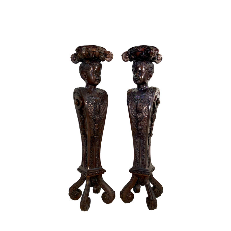 Sculpture en bronze à piédestal