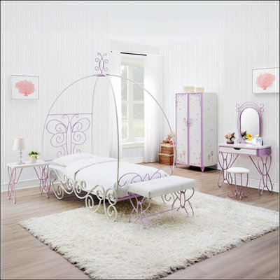 Saundra Nightstand
