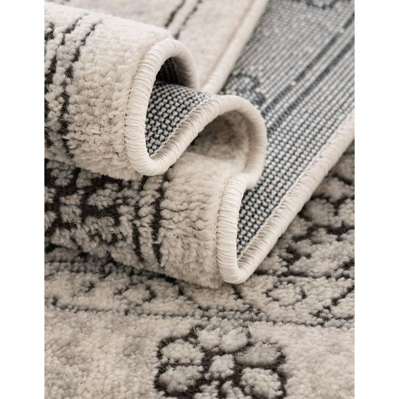 Weingartner Abstract Area Rug, Oval 6'1" x 9'