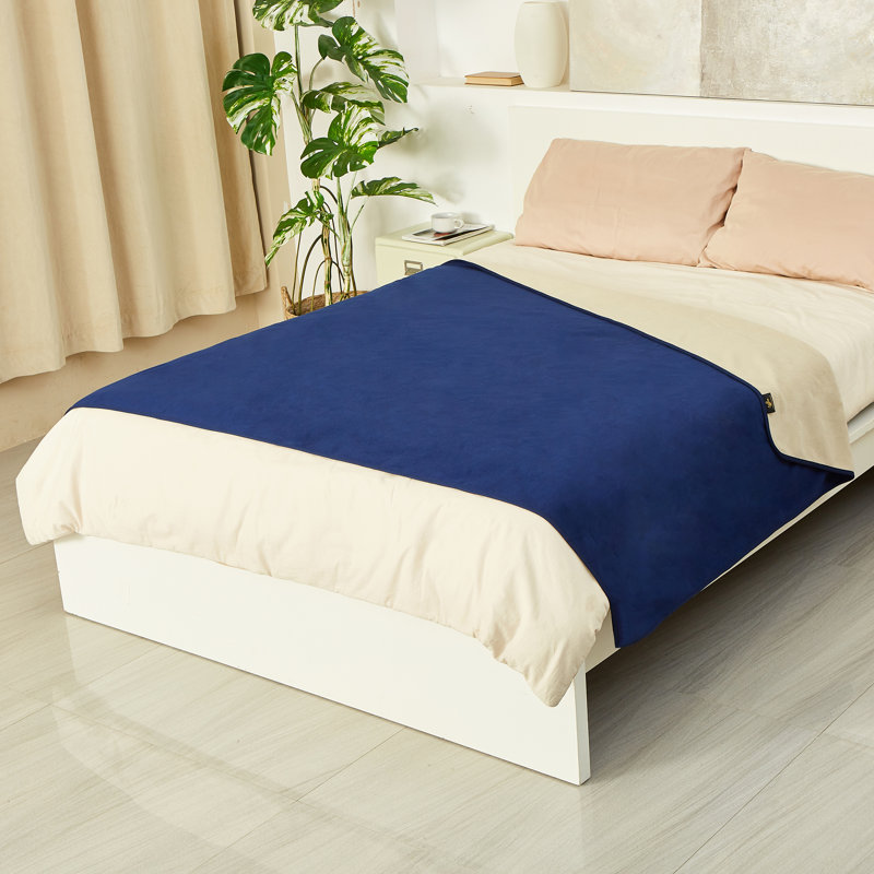 Couverture réversible en molleton Catalonia, Bleu marine / taupe, L 60 po x L 80 po