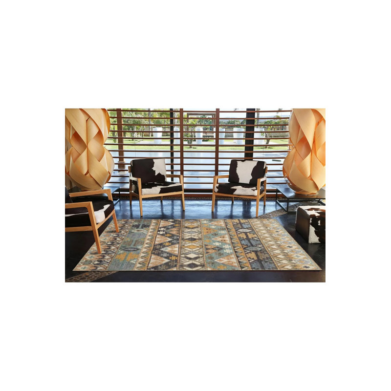 Tapis tissé avec des motifs géométriques dans des tons bruns, Rectangle 2 pi 4 po x 4 pi