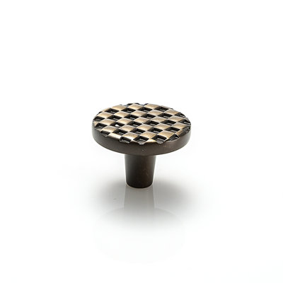 Argyle 1 1/2" Diameter Circle Knob
