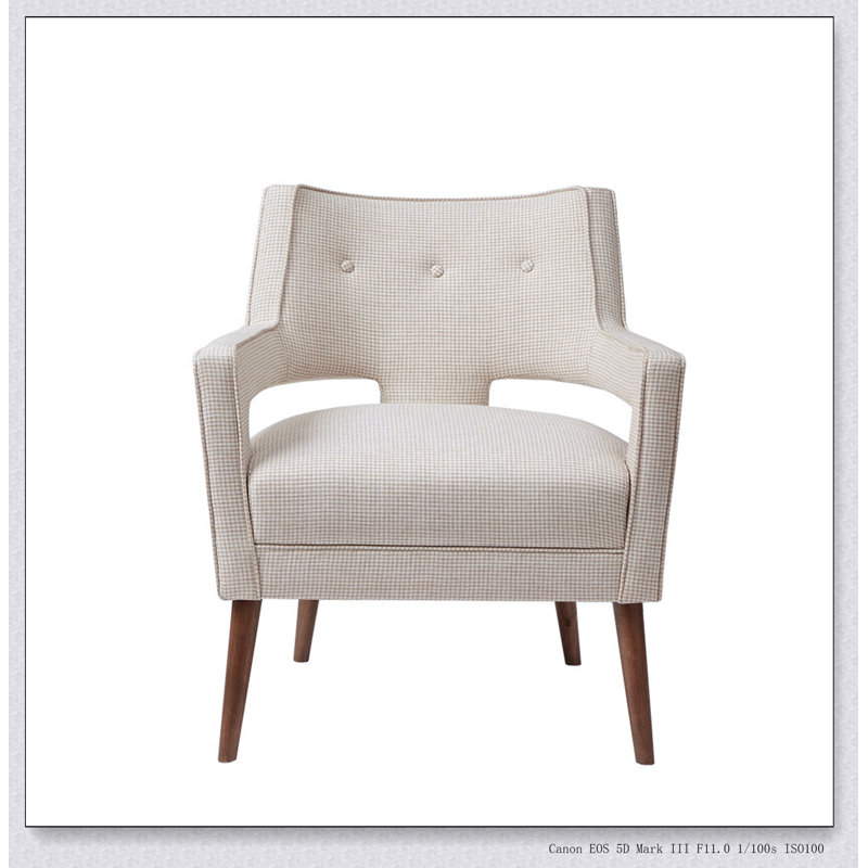 Fauteuil capitonné en polyester crème à 4 pieds