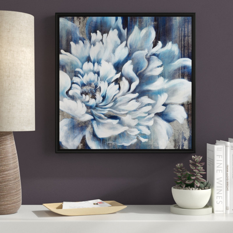 « indigo fleur iv », reproduction d’art sur toile, H 21,7 po x l 21,7 po x p 1,75 po, Cadre flottant noir