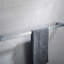 Porte-serviettes mural en laiton massif de 25 po Stelios - Porte-serviettes de salle de bain moderne avec montage dissimulé et installation facile-35352973