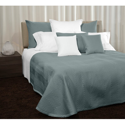 Letizia Coverlet