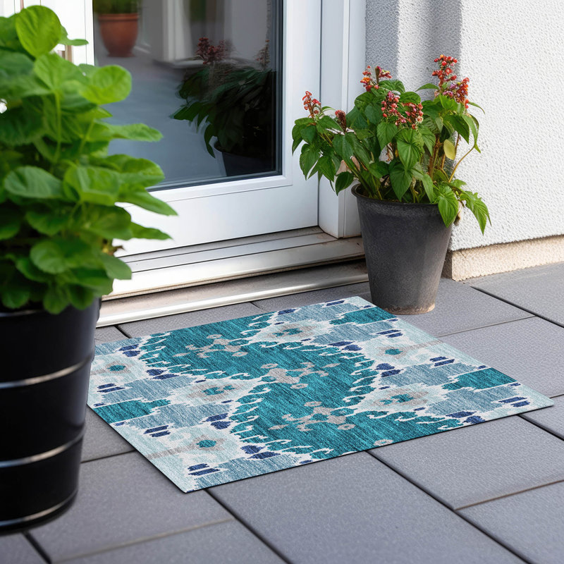 Tapis d'entrée / extérieur antidérapant Caziyah, Rectangle 1 pi 8 po x 2 pi 6 po
