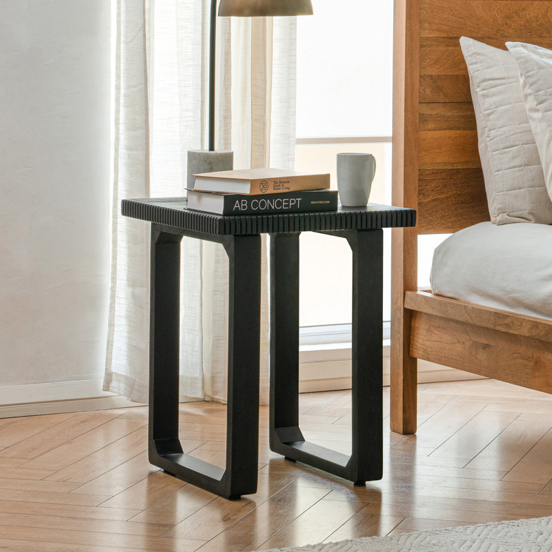 Tables de bout en bois massif Urbana, Noir