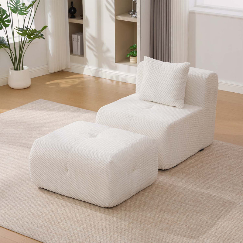 Chaise d'appoint avec repose-pieds, assise profonde et douce pour les espaces de vie modernes, Ivoire ivoire