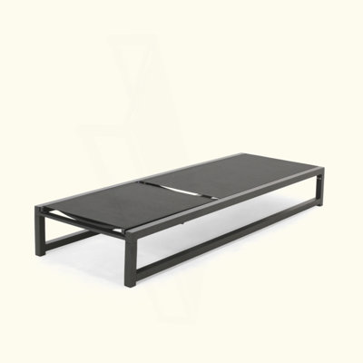 Chaise longue polyvalente et réglable pour la détente et le confort en plein air