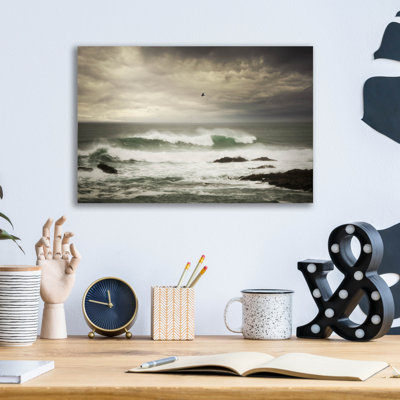 «The Flight» par Natalie Mikaels, art mural en verre acrylique