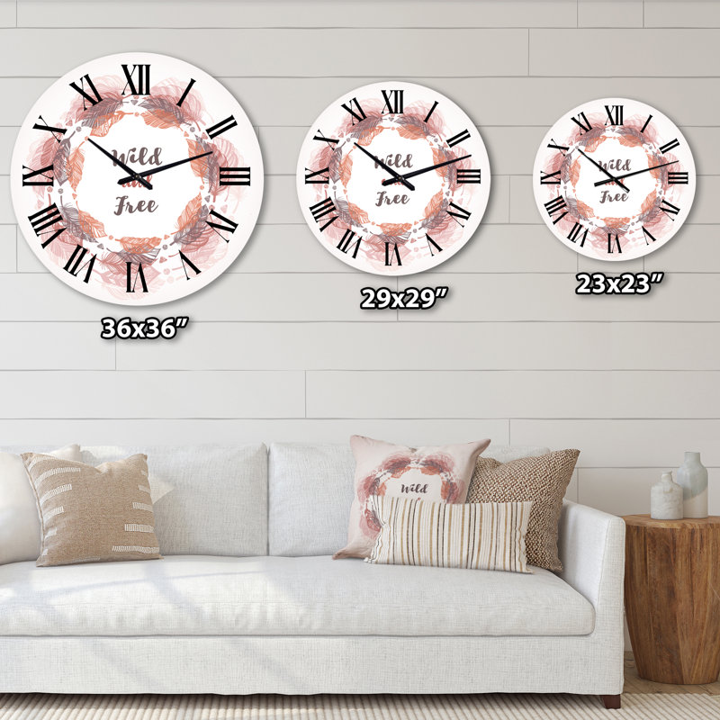 Couronne de plumes dans un style bohème - horloge murale bohémienne et éclectique, Surdimensionné