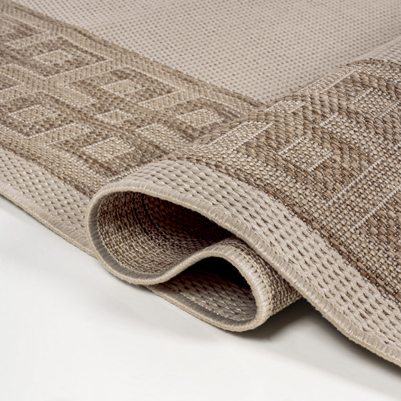 Kyona Classic Geometric Border Cream/Beige Indoor/Outdoor Rug, Rectangle 4' x 6'