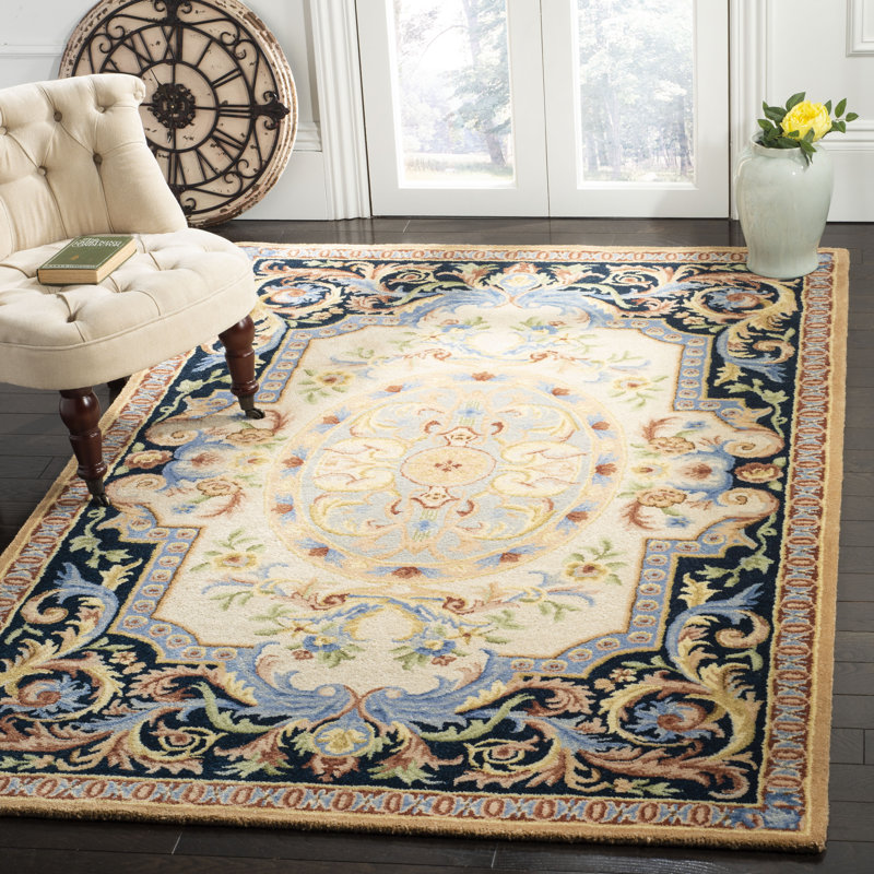 Tapis ivoire / bleu marine en laine touffeté à la main Priscila, Rectangle 9 pi x 12 pi