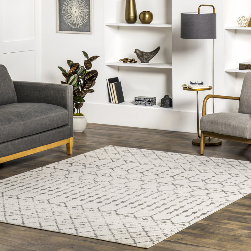Tapis marocain à motif géométrique gris / blanc cassé Giannini, Rectangle 4 pi x 6 pi
