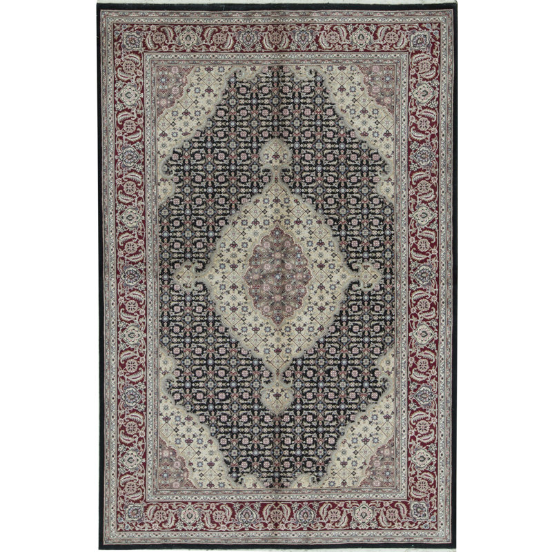 Jahan Wool Oriental Area Rug, Rectangle 3'9" x 5'9"
