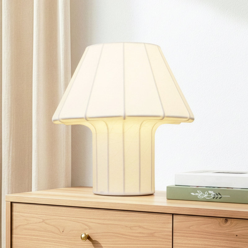 Lampe de table géométrique en résine 13,98 po Bainbridge
