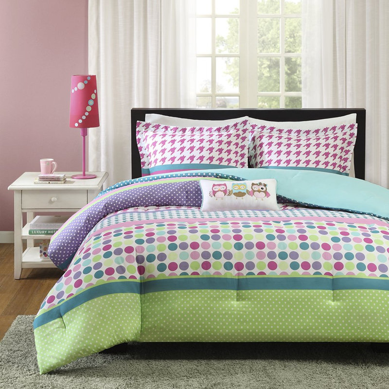 Polyester Geometric Shapes Comforter, Full Comforter + 4 Additional Pieces