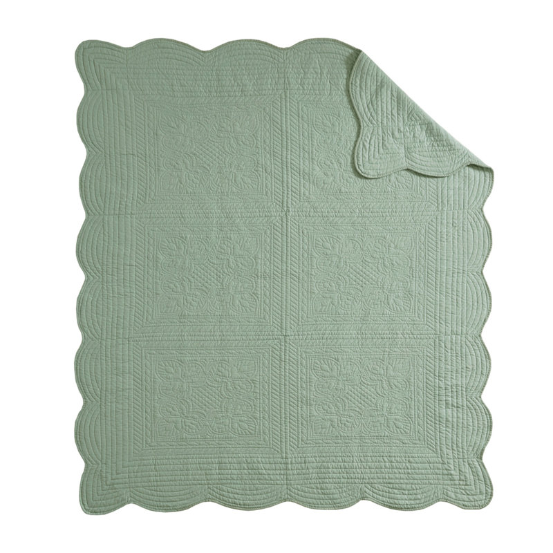Jeté matelassé surdimensionné avec bords festonnés écume de mer 60 x 72 po, Écume de mer, écume de mer