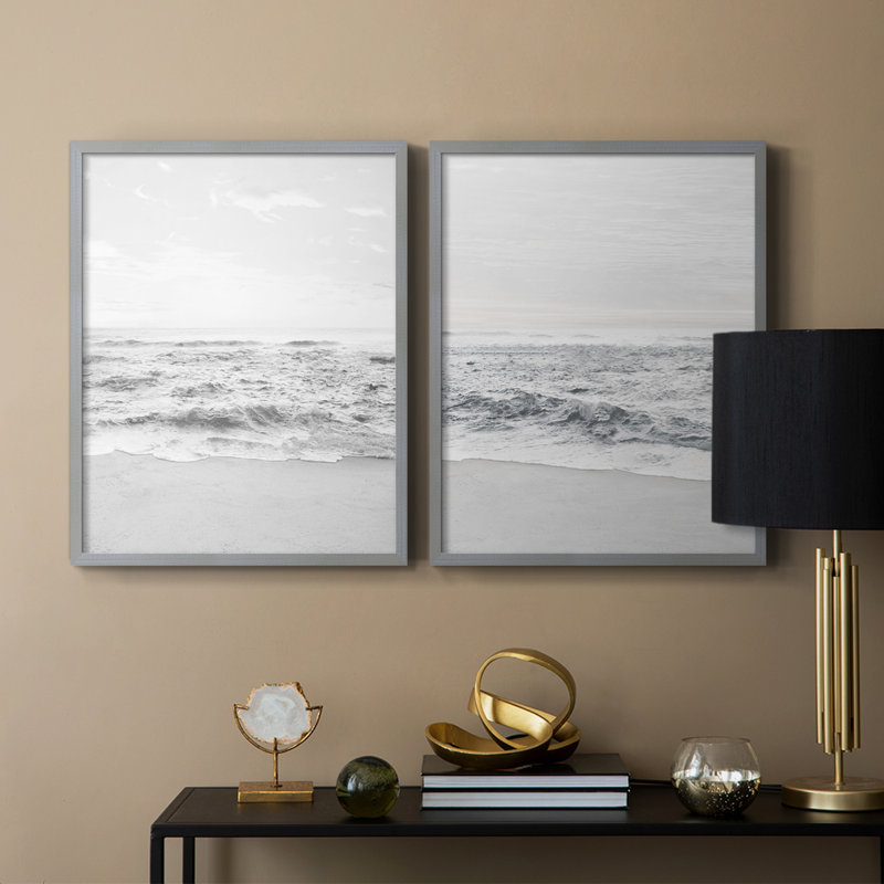 «Gentle Tides I», reproduction encadrée de qualité supérieure - prête à être accrochée - aucun clou requis - aucun clou requis