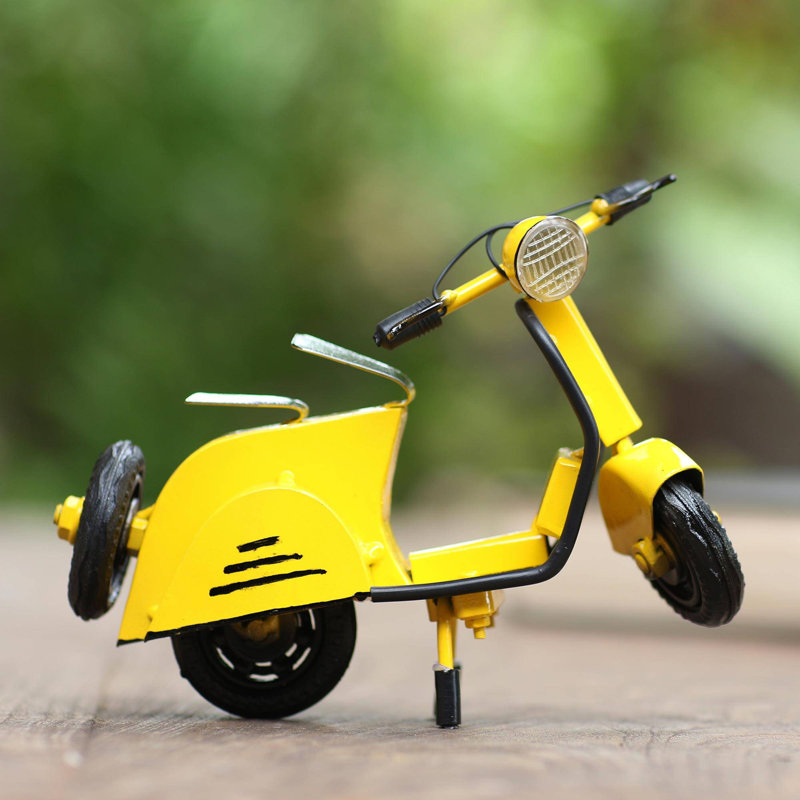 Dupoint Transportation Figurines & Sculptures, Yellow