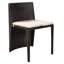 Ensemble de 3 chaises d'extérieur rembourrées en osier et table