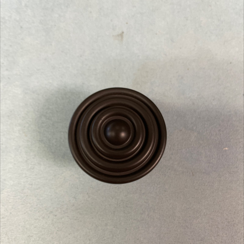 (Paquet de 5) Poignée ronde Kama de 1 1/2 po en bronze huilé