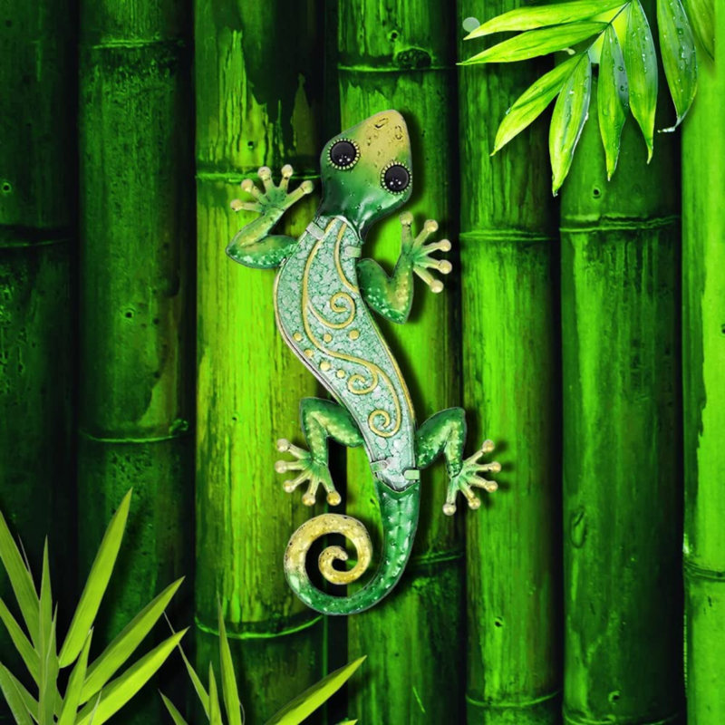 Wall Decor on Metal