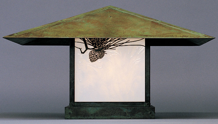 Luminaire d'extérieur à 1 lumière Paulis, H 17 po x l 30 po / platane occidental, Vert-de-gris patine, Blanc opalescent