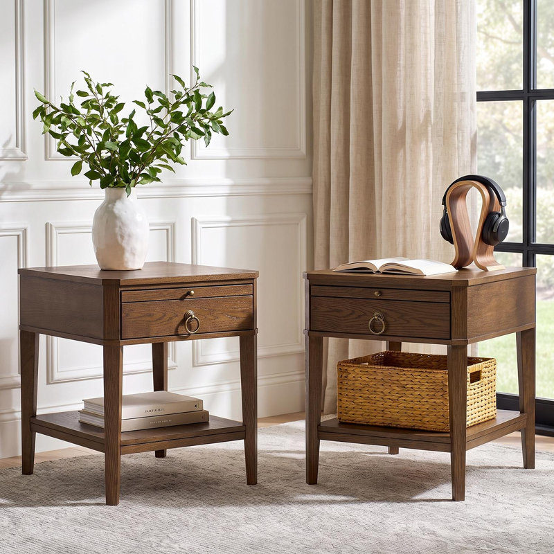 Ensemble de 2 tables de bout en bois massif avec fonction de charge intégrée Country Saphoria, Noyer