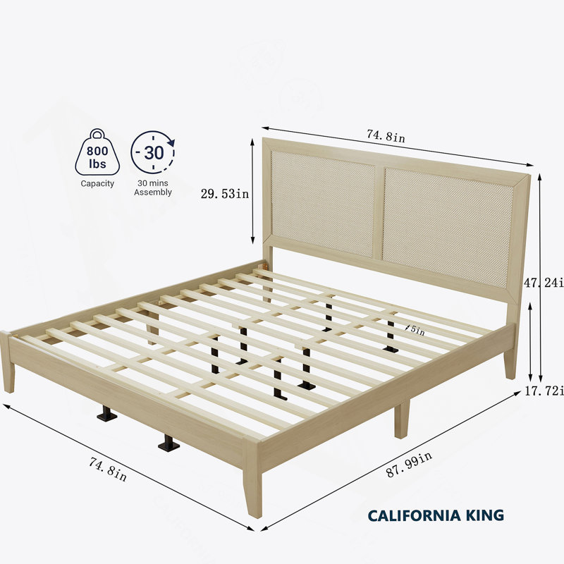 Lit plateforme en bois massif exquis orné de rotin, alliant durabilité, style et confort pour une chambre de rêve.
