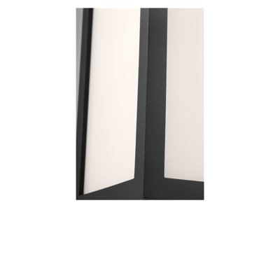 Sesha Wall Lantern