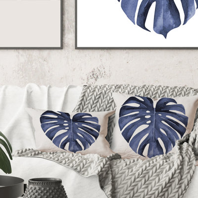 Rectangle, feuilles d'aquarelle bleues tropicales III - coussin décoratif traditionnel