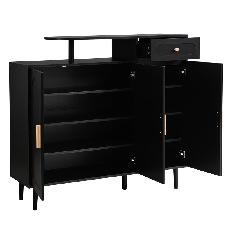 Armoire à chaussures moderne avec un design arqué et un tiroir. Finition noire, tablettes réglables, plateau de table spacieux, tablettes intérieures en panneau de particules de qualité