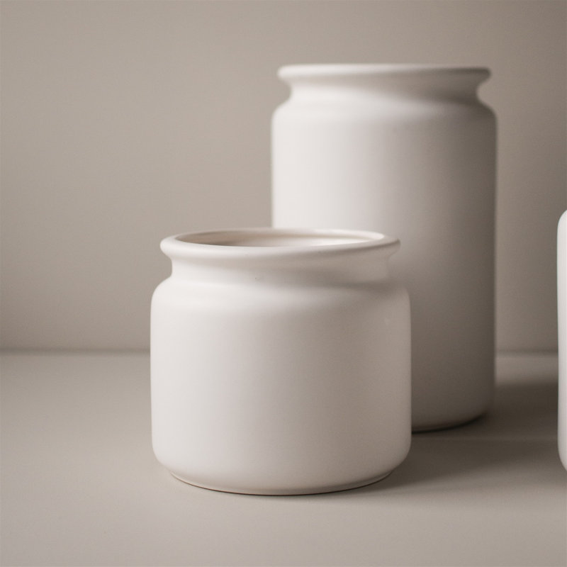 Ceramic Table Vase, 5.91" H x 6.3" W x 6.3" D