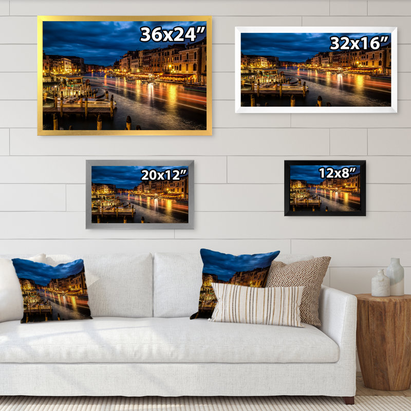 «Venice at Night», reproduction d'art sur toile, H 24 po x l 36 po x P 1 po, Cadre photo argenté