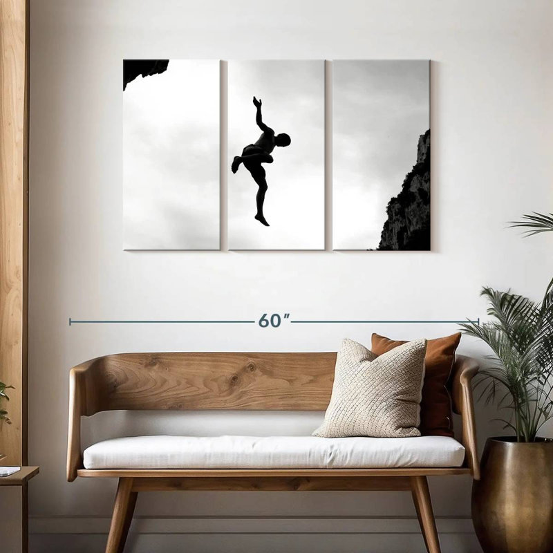 Sireci Extreme Climbing Fall, 28" H x 45" W