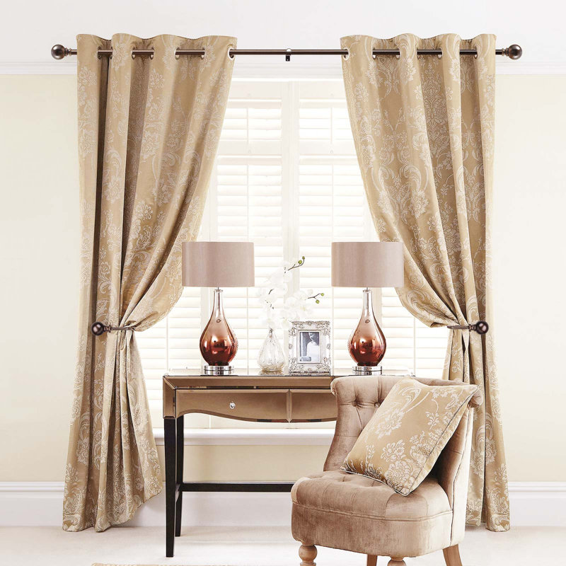 Tringle à rideaux simple réglable Derryberry, 36" - 72", Bronze