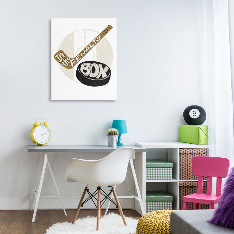 Dans la boîte de pénitencier, design par Connie Summers, H 40 po x l 30 po