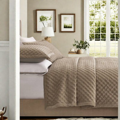 Velvet Geometric Shapes Coverlet Set